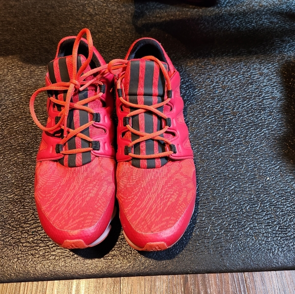 Gently used Men's Adidas Springblade Size 11. Color: Red - Picture 2 of 5